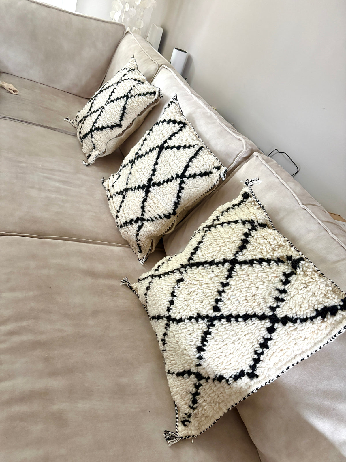 Moroccan Beni Ourain Style Pillow Cover – Handmade Boho Decorative Cush