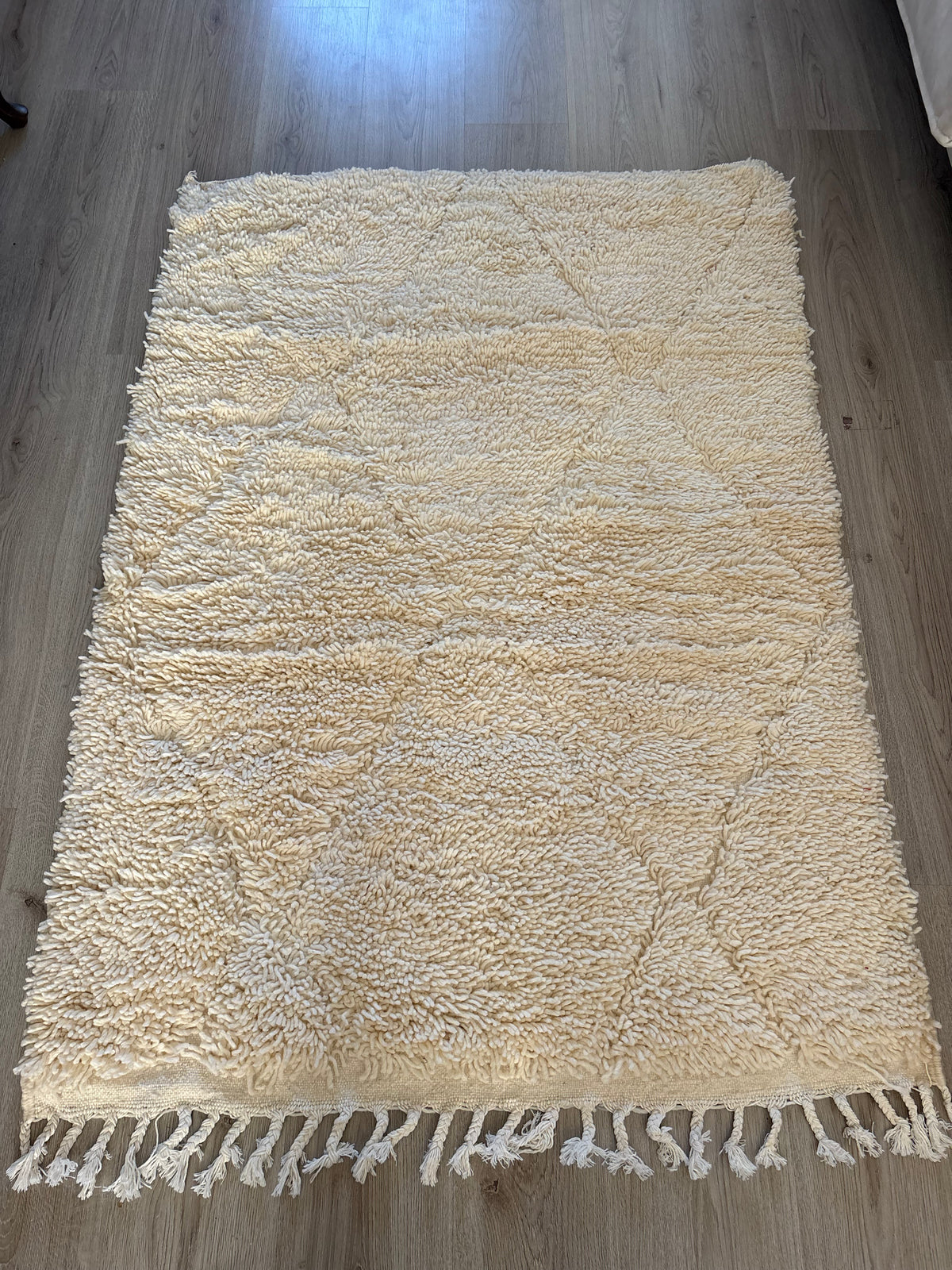 Moroccan Handmade Beni Ouarain Style Rug – Cream White
